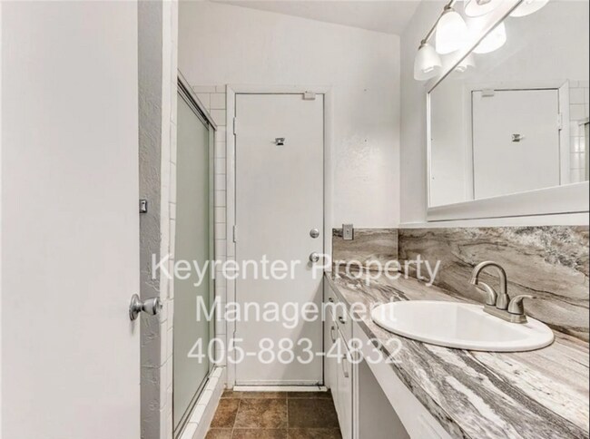 Building Photo - 507 NE 61st St