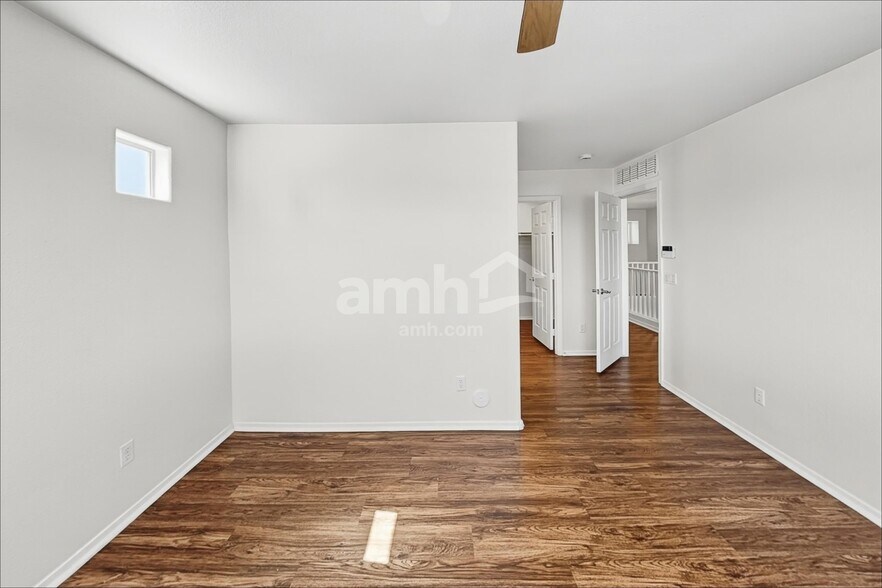 Building Photo - 17522 W Calavar Rd
