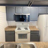 Building Photo - 3025 SE 55th Ave