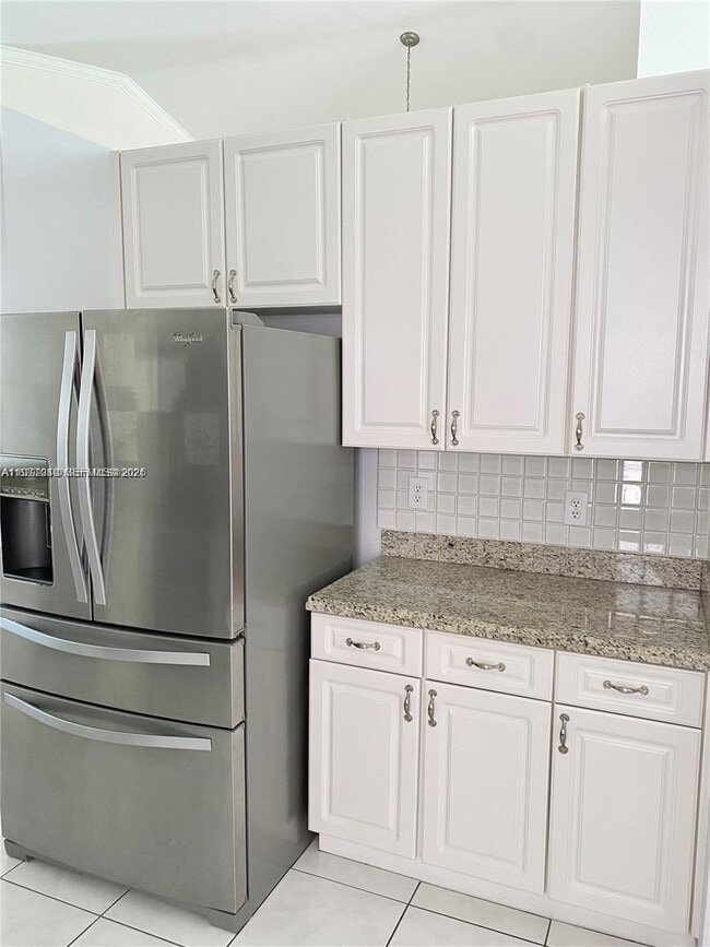 Building Photo - 15627 SW 16th Ct