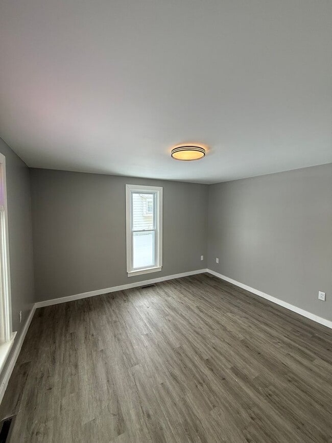 Building Photo - Newly Renovated! - 3 Bedroom, 2 Bathroom Home In Britton, Mi