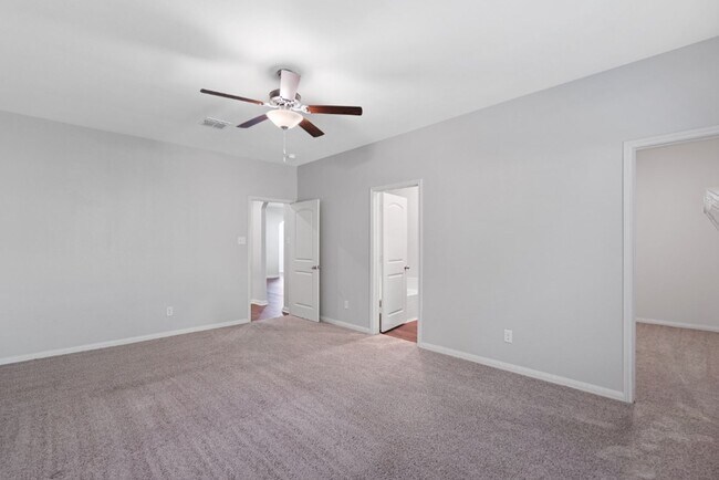 Building Photo - 3932 Northaven Trail
