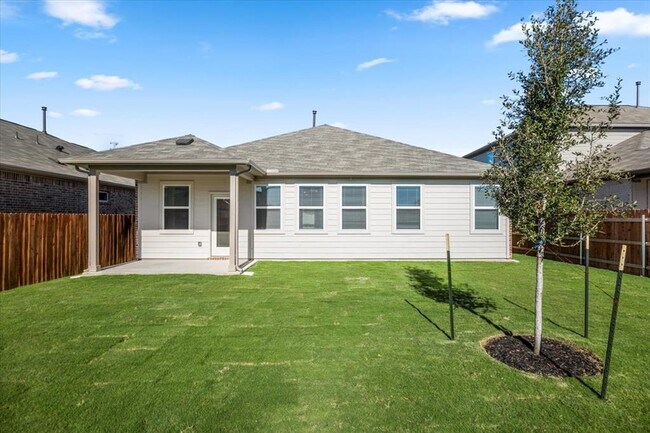 Building Photo - 1409 Alana Fls Ave