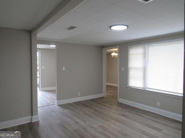 Building Photo - 112 Judy Ave