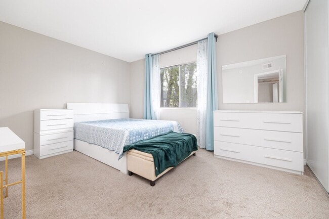 Building Photo - 2 Bedroom Home in Pepperwood Meadows!