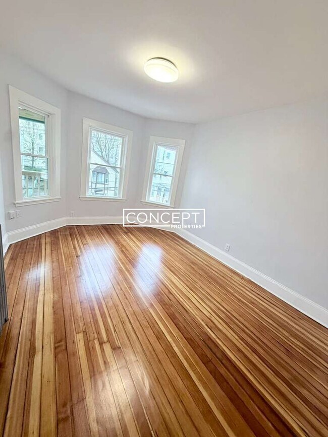 Building Photo - 23 Deering Rd