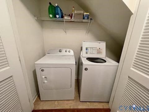 Building Photo - 8173 Creekside Village Dr