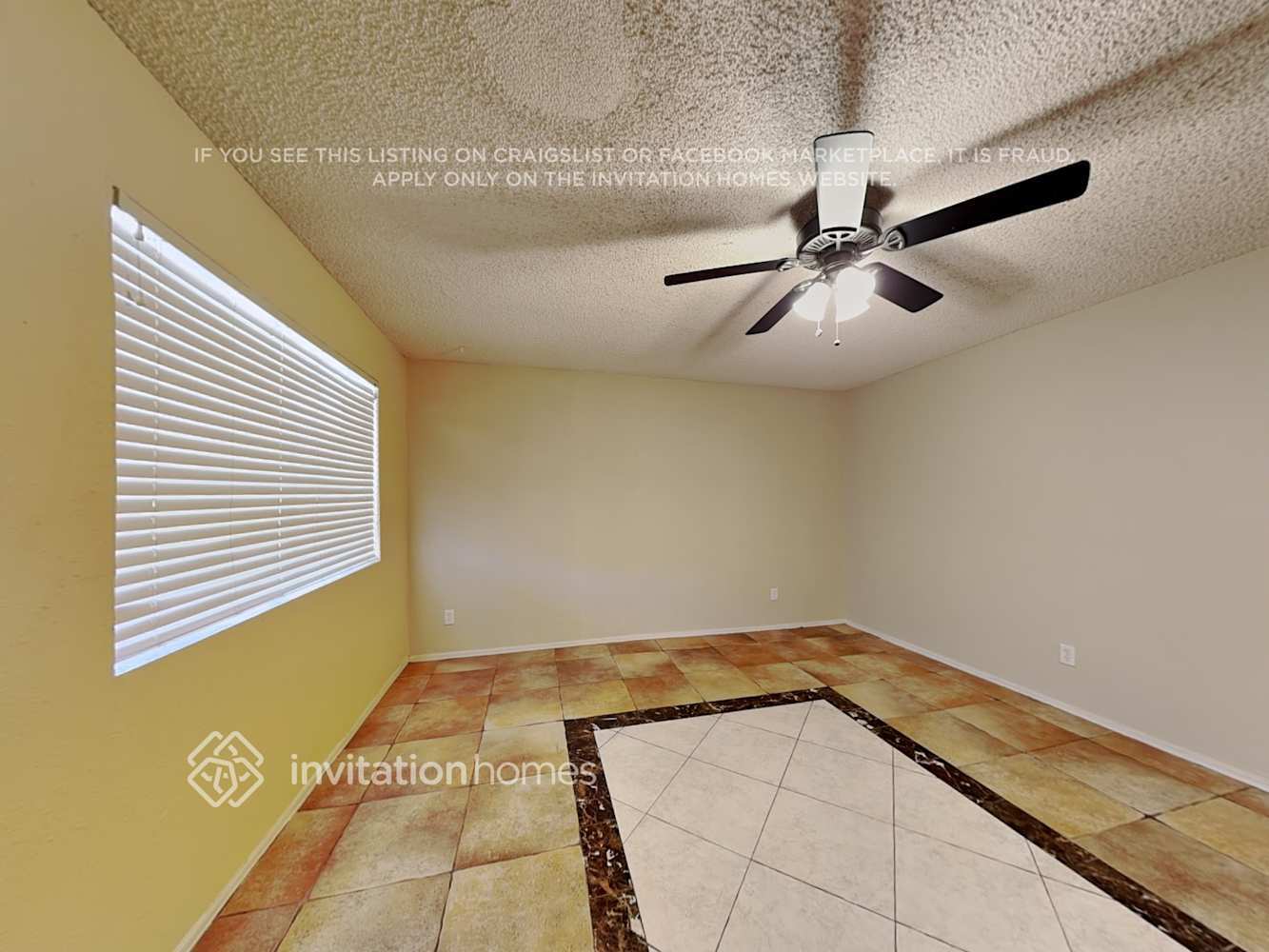 Building Photo - 3735 W Columbine Dr