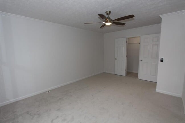 Building Photo - 5577 Clover Rise Ln