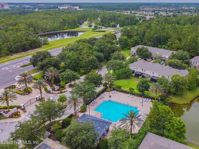 Building Photo - 5831 Parkstone Crossing Dr