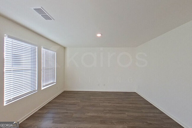 Building Photo - 108 Flat Rock Ml Trl