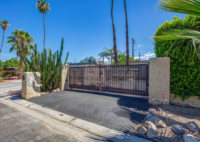 Building Photo - 4385 E Pso Caroleta