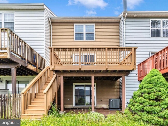 Building Photo - 430 Spalding Ct