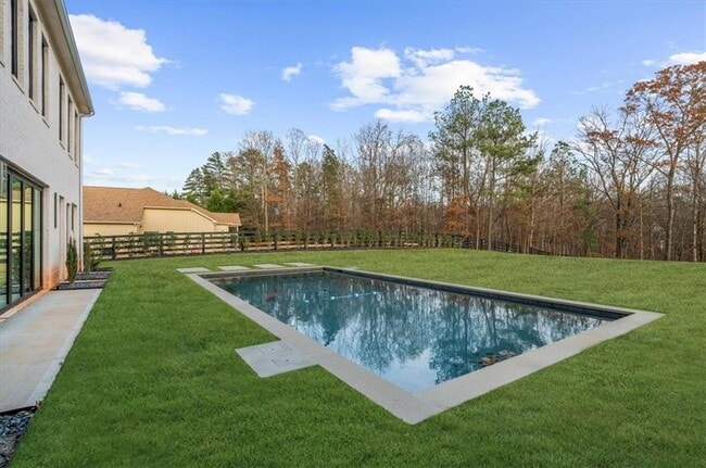 Building Photo - 2386 Trinity Church Rd