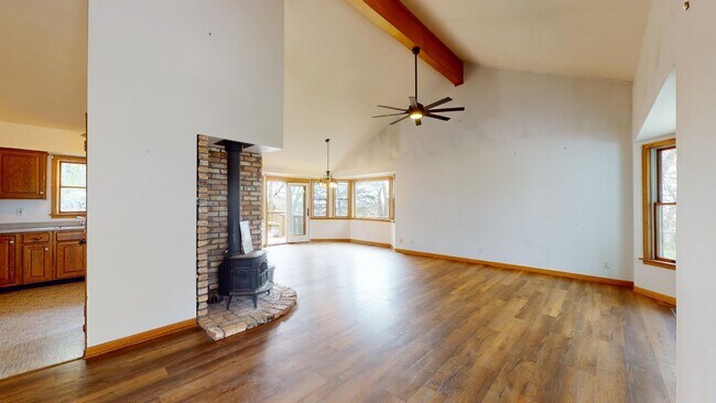 Building Photo - Beautiful Acreage
