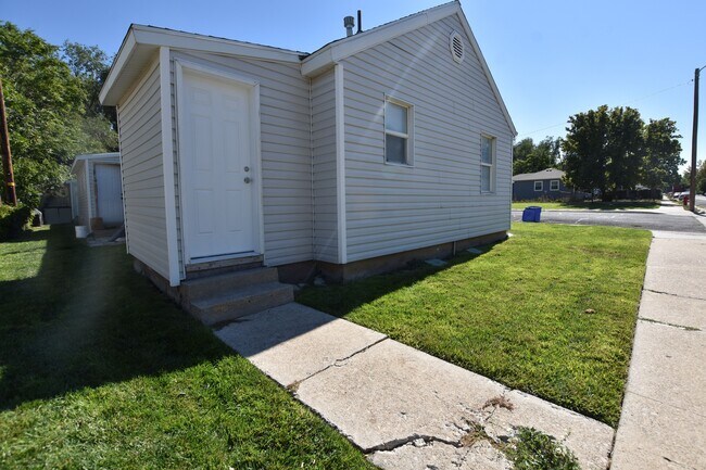 Building Photo - 8630 W 2800 S