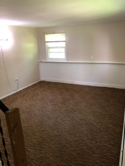Building Photo - 141 W Clarkstown Rd
