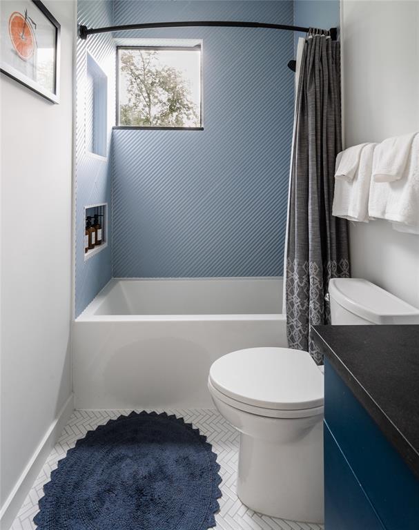 Building Photo - 1103 Cherico St