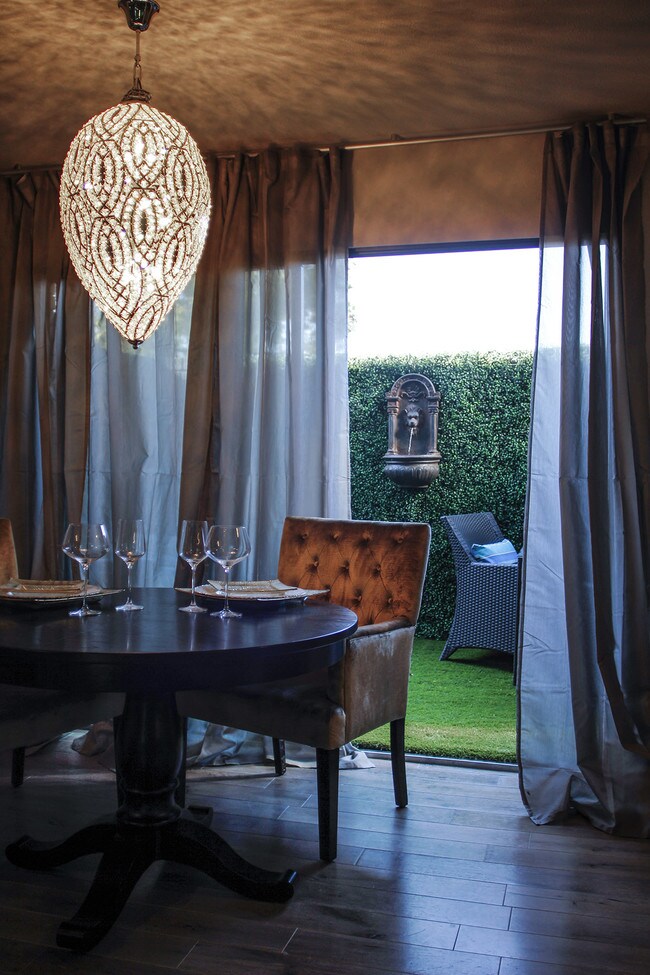 Greenhouse Flats 52005300 Gaston Ave Dallas TX 75214 Apartment Finder