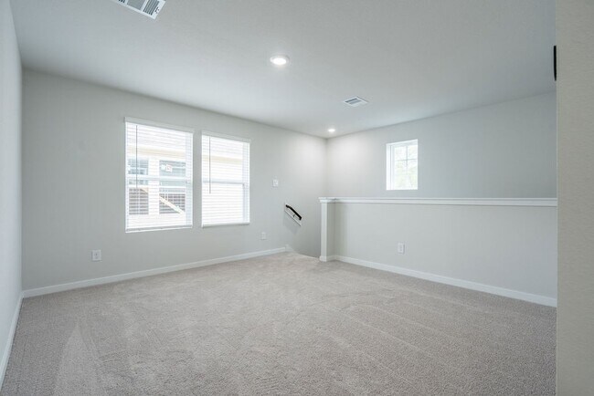 Building Photo - 8015 Heroes Hall Dr