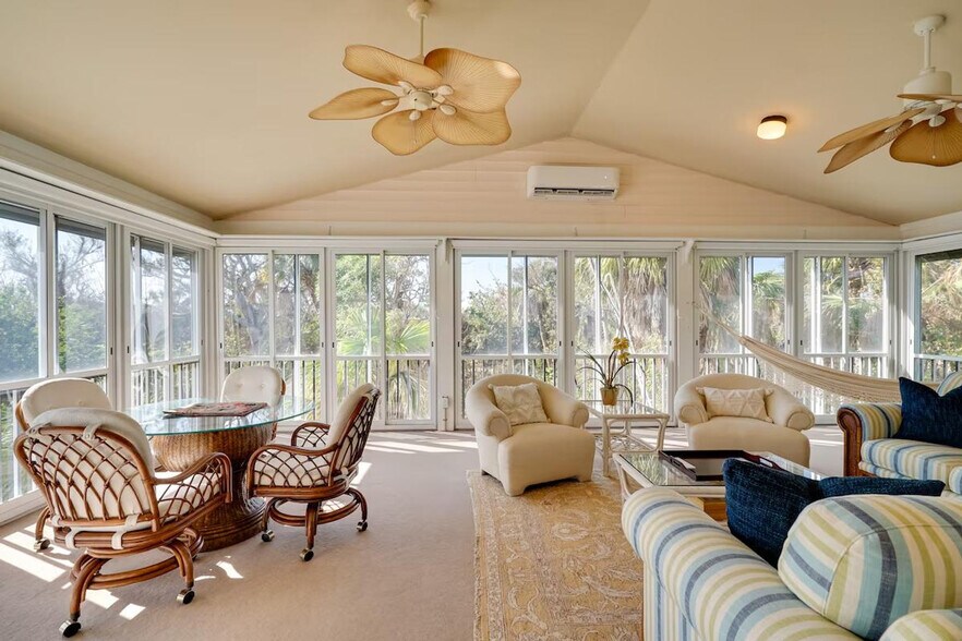 Building Photo - 4563 Brainard Bayou Rd