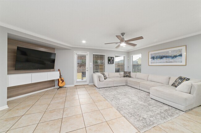 Building Photo - 21482 Biscayne Valley Ln