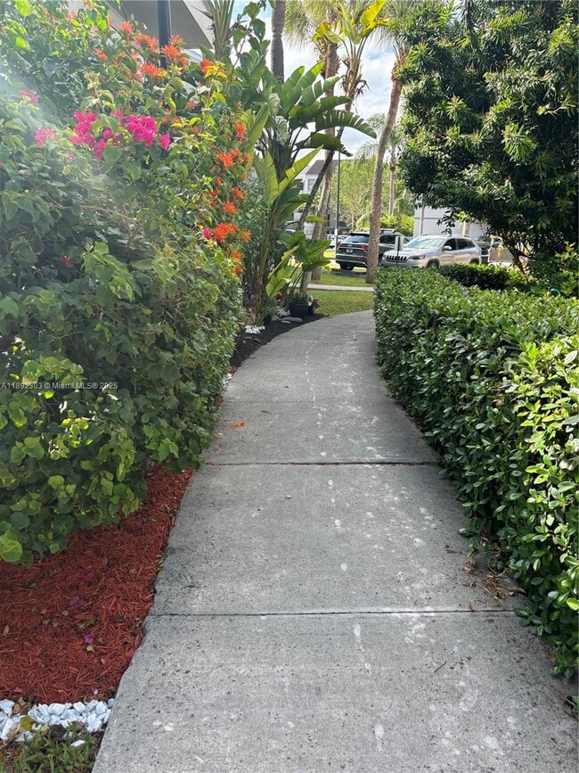 Building Photo - 13255 SW 88th Ln