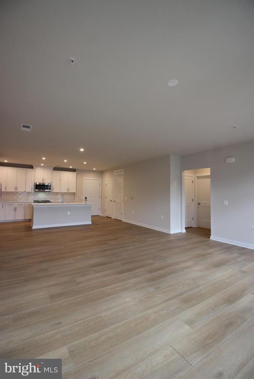 Building Photo - 1669 Bandit Loop