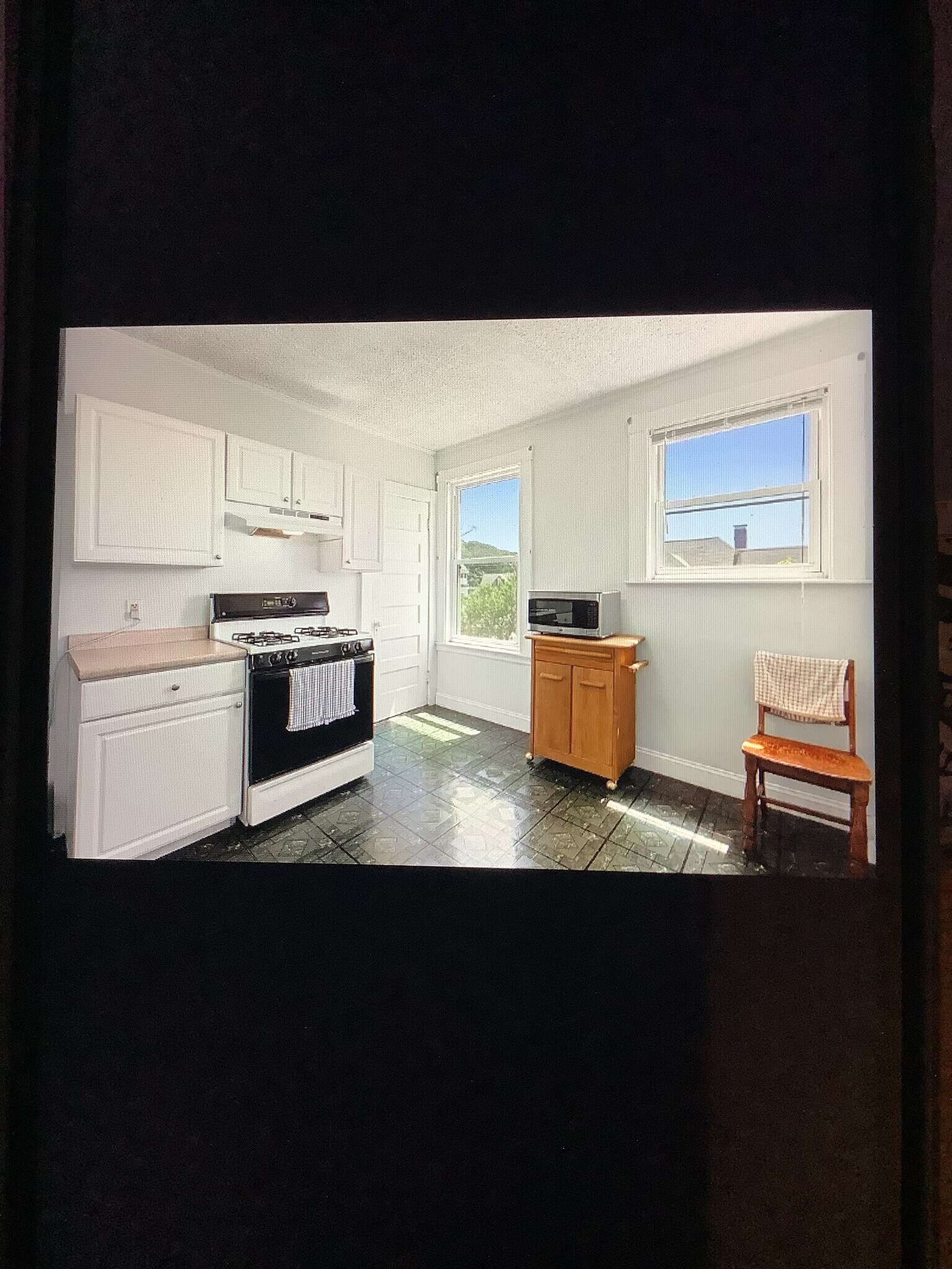 Building Photo - 230 Euclid Ave