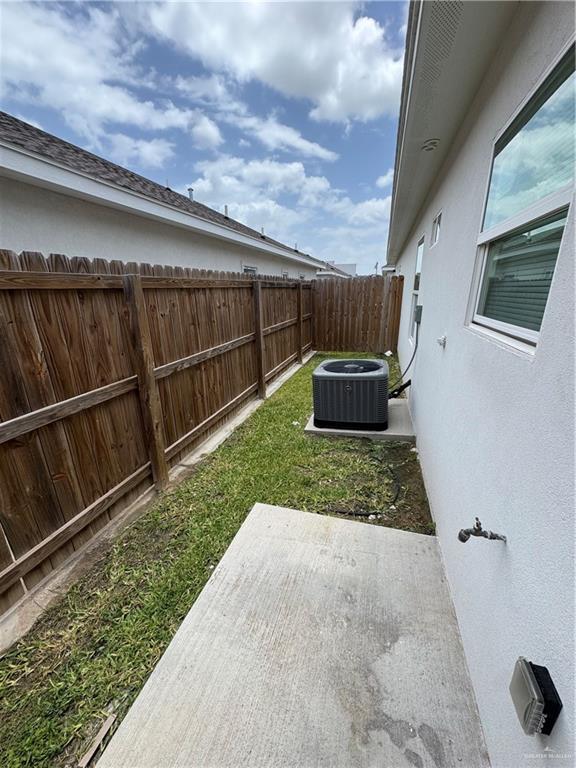 Building Photo - 3412 S Mia Ln