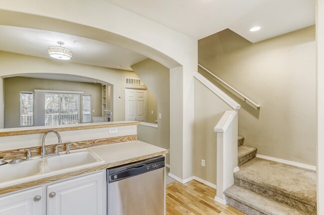 Building Photo - 14120 SW Barrows Rd