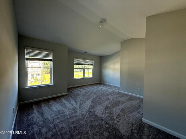 Building Photo - 1069 S Innovation Dr