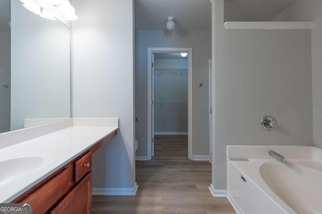 Building Photo - 3176 Creston Park Ct