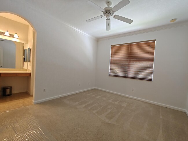 Building Photo - 9462 SW Purple Martin Way