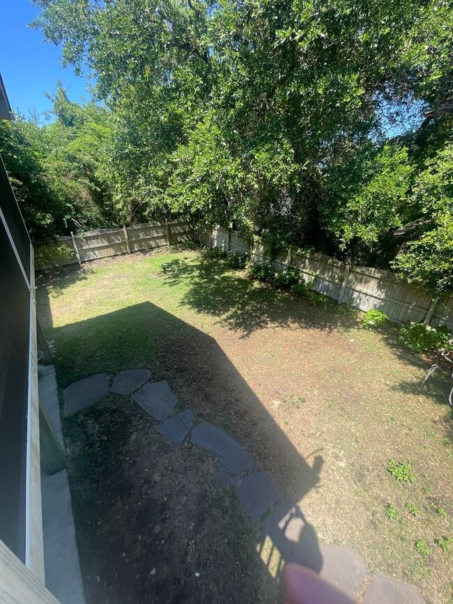 Building Photo - Long term rental in Nags Head