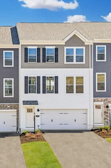 Building Photo - 164 Sweetwater Dr