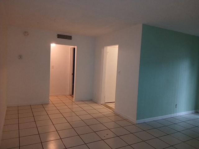 Building Photo - 4394 N Federal Hwy