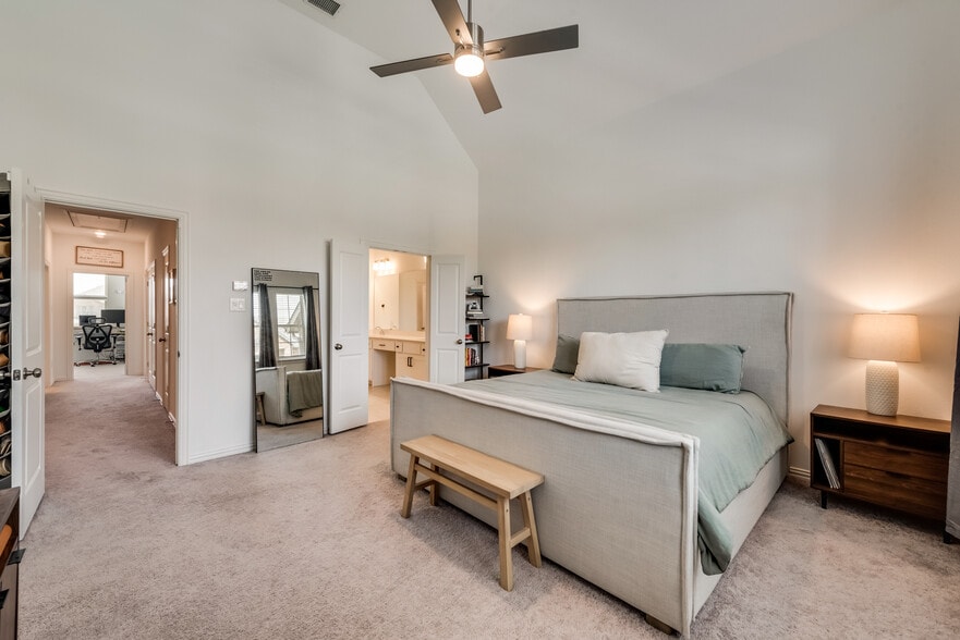 Building Photo - 2514 Barnwood Ln