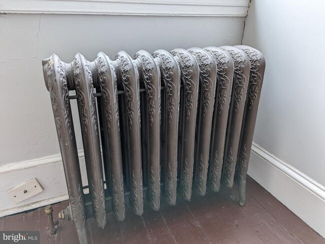 Building Photo - 1213 Shackamaxon St