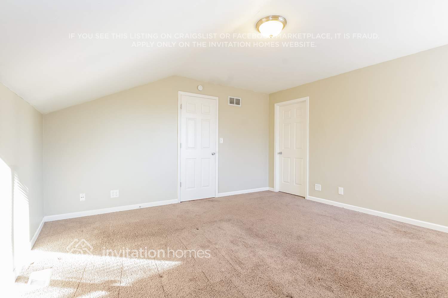 Building Photo - 380 Elmwood Ave