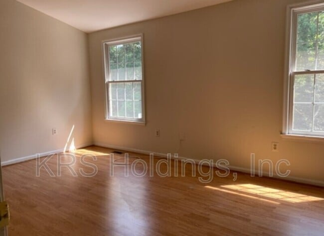 Building Photo - 6268 Walkers Croft Way