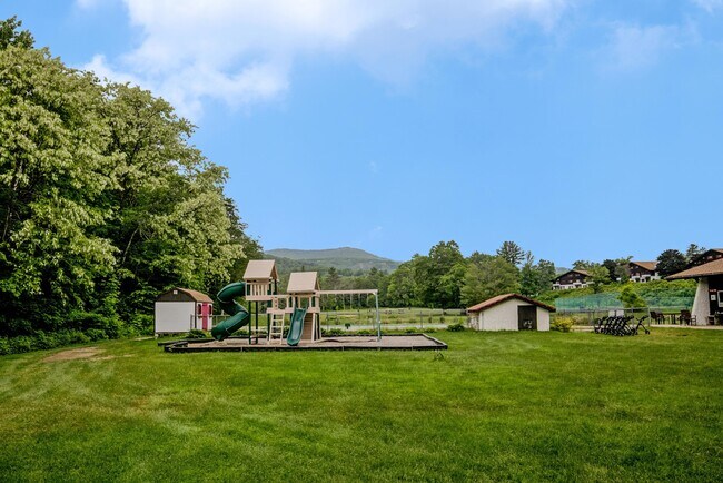 Building Photo - 18 Sandtrap Loop