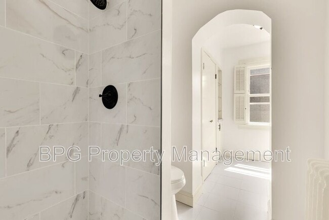 Building Photo - 1302 S Street NW