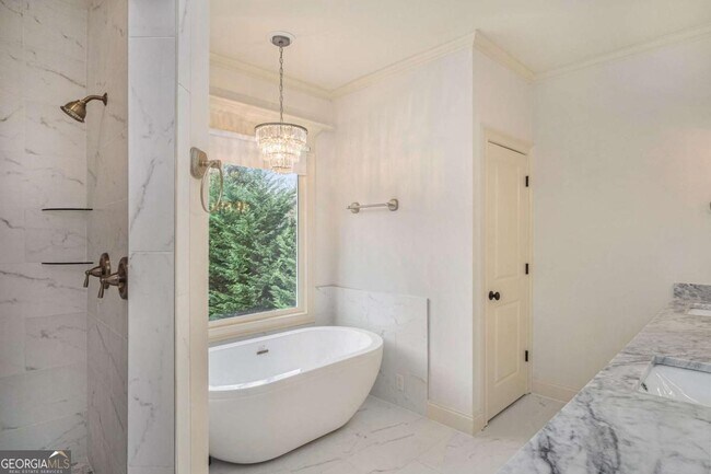 Building Photo - 208 Clarion Ave