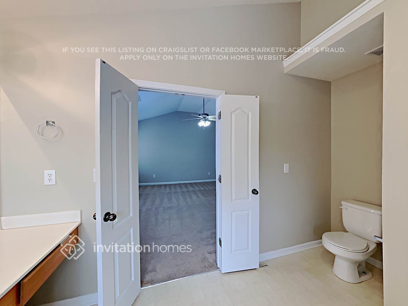 Building Photo - 6415 White Walnut Way