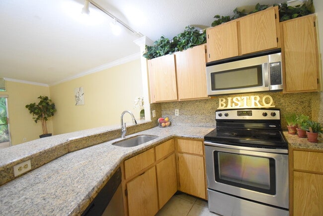 Building Photo - 22237 Woodborn Dr