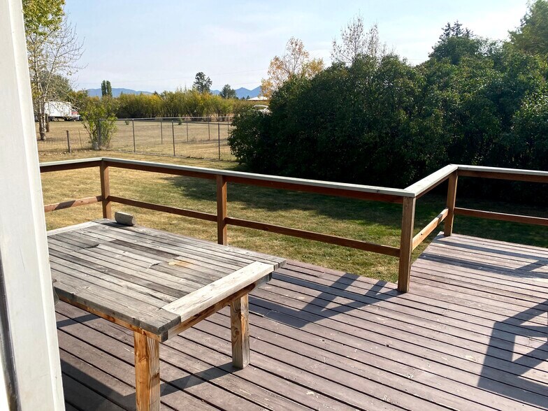 Back deck and built in patio table - 4270 E Valley Center Rd