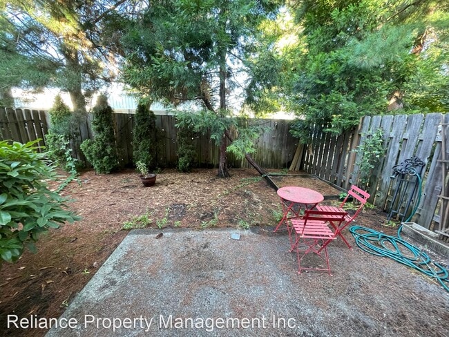 Building Photo - 3 br, 2.5 bath House - 7826 Sporri Lane