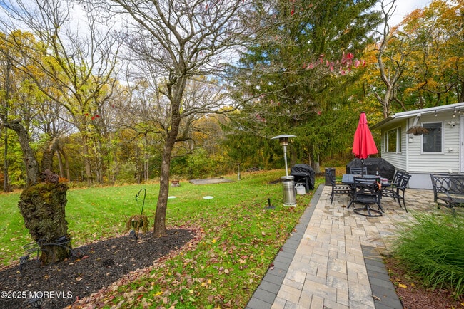 Building Photo - 19 Reids Hill Rd