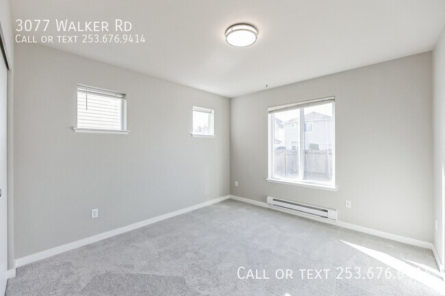 Building Photo - 3077 Walker Rd
